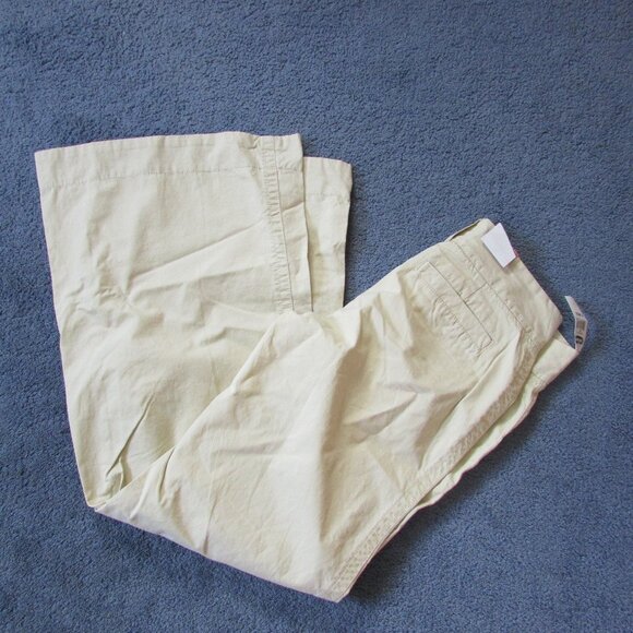 NWT Old Navy Beige Mid Rise Wide Leg 6 Casual Pants Zip Fly Trousers Chinos - Picture 1 of 3